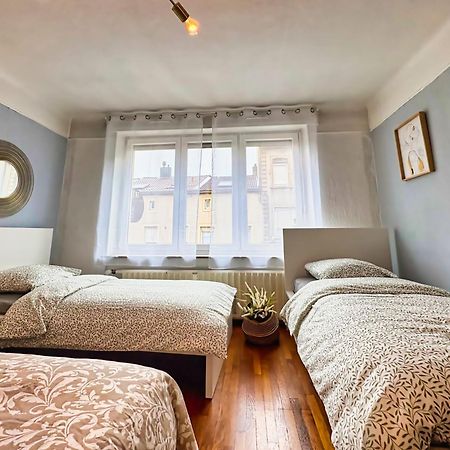 1 Studio & 4 Appts - 1 A 4 Lits - 1 A 7 Pers - 1 Immeuble - Confort, Flexibilite ------ English - 1 Studio & 4 Apts - 1 To 4 Beds - 1 To 7 Guests - Same Building - Comfort, Flexibility -- Cattenom Tremery Yutz Thionville Florange Hayange Kültér fotó