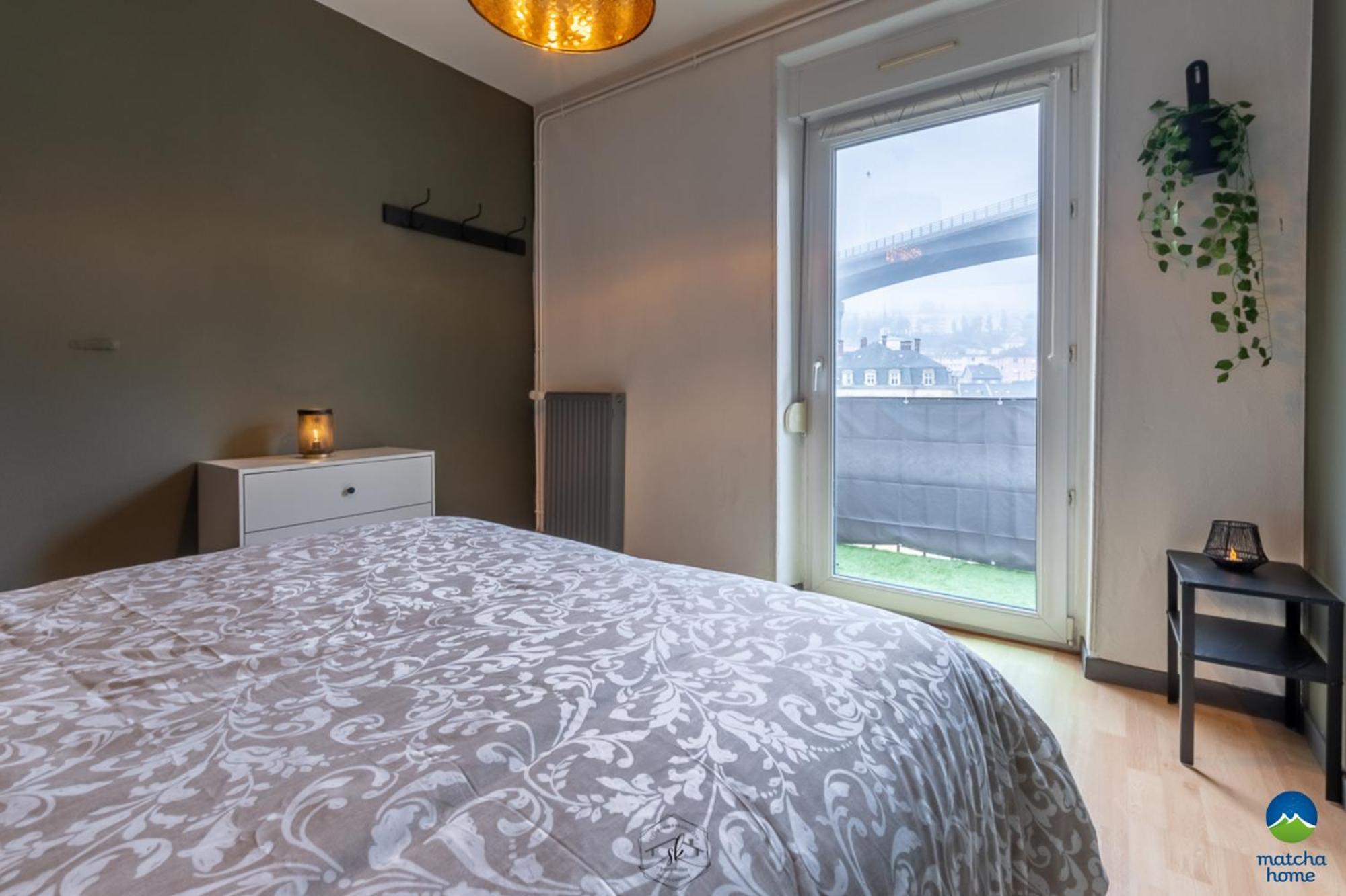 1 Studio & 4 Appts - 1 A 4 Lits - 1 A 7 Pers - 1 Immeuble - Confort, Flexibilite ------ English - 1 Studio & 4 Apts - 1 To 4 Beds - 1 To 7 Guests - Same Building - Comfort, Flexibility -- Cattenom Tremery Yutz Thionville Florange Hayange Kültér fotó