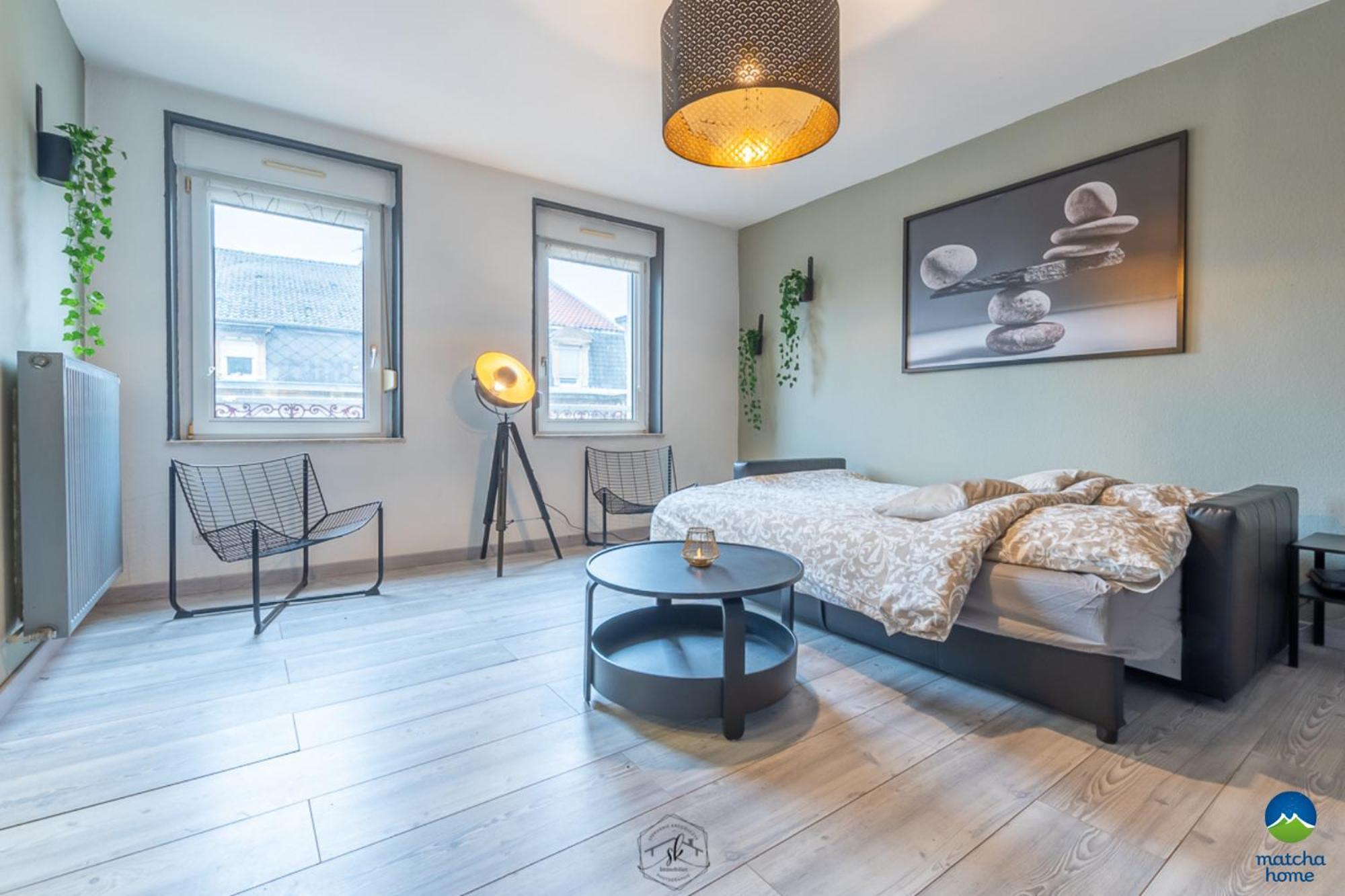 1 Studio & 4 Appts - 1 A 4 Lits - 1 A 7 Pers - 1 Immeuble - Confort, Flexibilite ------ English - 1 Studio & 4 Apts - 1 To 4 Beds - 1 To 7 Guests - Same Building - Comfort, Flexibility -- Cattenom Tremery Yutz Thionville Florange Hayange Kültér fotó