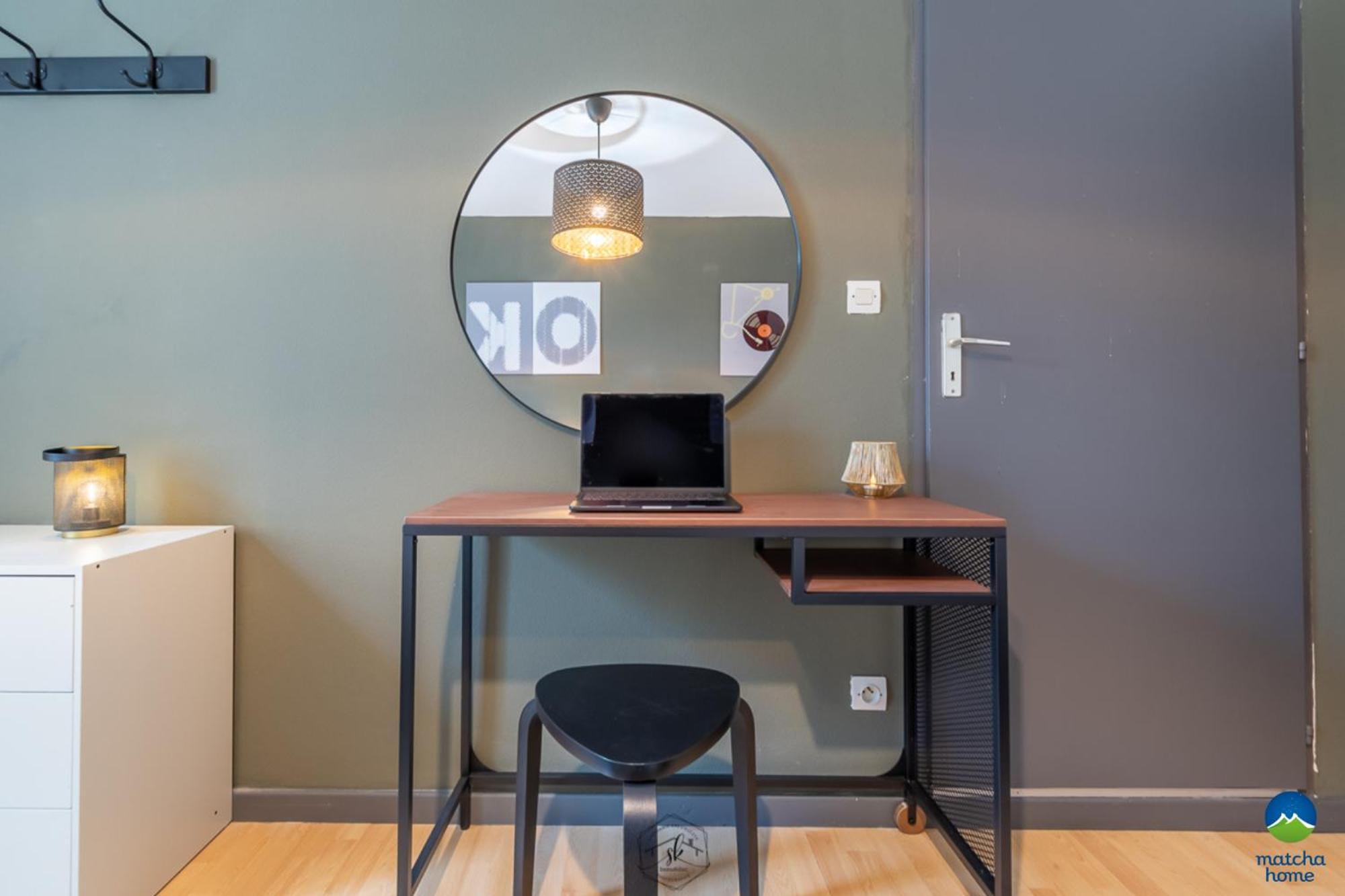 1 Studio & 4 Appts - 1 A 4 Lits - 1 A 7 Pers - 1 Immeuble - Confort, Flexibilite ------ English - 1 Studio & 4 Apts - 1 To 4 Beds - 1 To 7 Guests - Same Building - Comfort, Flexibility -- Cattenom Tremery Yutz Thionville Florange Hayange Kültér fotó