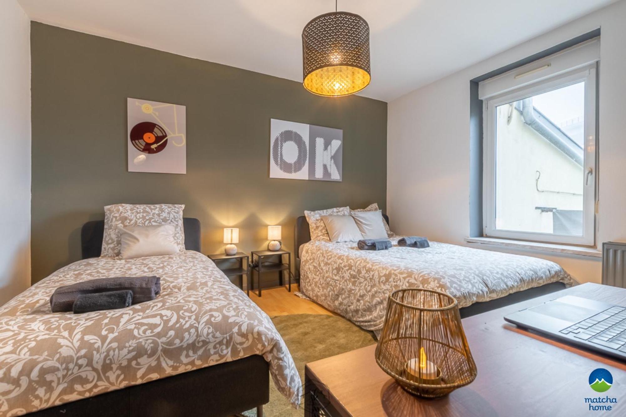 1 Studio & 4 Appts - 1 A 4 Lits - 1 A 7 Pers - 1 Immeuble - Confort, Flexibilite ------ English - 1 Studio & 4 Apts - 1 To 4 Beds - 1 To 7 Guests - Same Building - Comfort, Flexibility -- Cattenom Tremery Yutz Thionville Florange Hayange Kültér fotó